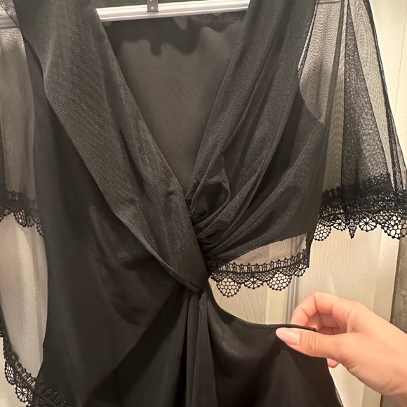 BCBG black top , S - Picture 7 of 7